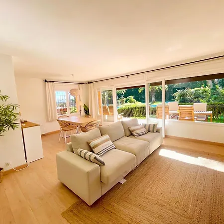 Illa 76 * Calella de Palafrugell